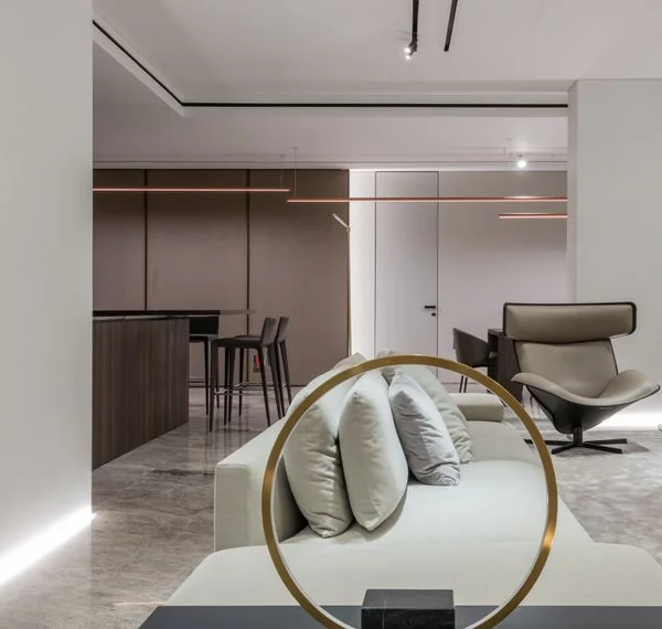 Immaculate living zone